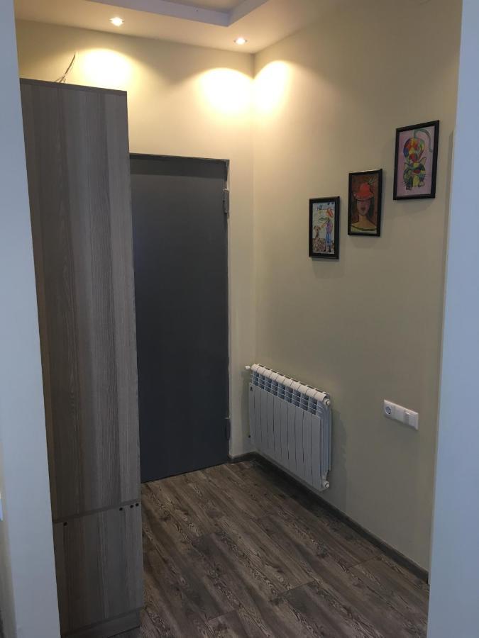 Apartment On Khimshiashvili 11A Batoemi Buitenkant foto