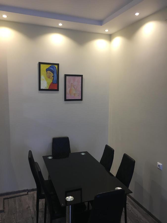 Apartment On Khimshiashvili 11A Batoemi Buitenkant foto